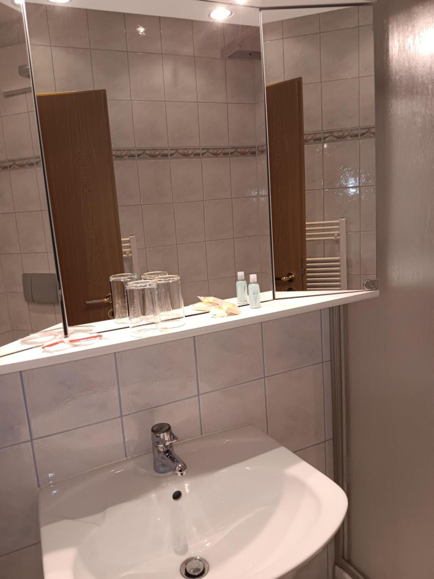 Hotel Burghof Oberweißbach Esterno foto